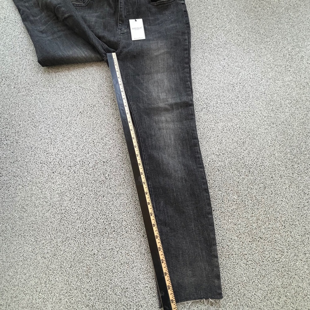 Judy Blue High Waist Jeans Women's 15/32 Black Stretch Raw Hem NWT Edgy Modern - Picture 6 of 9